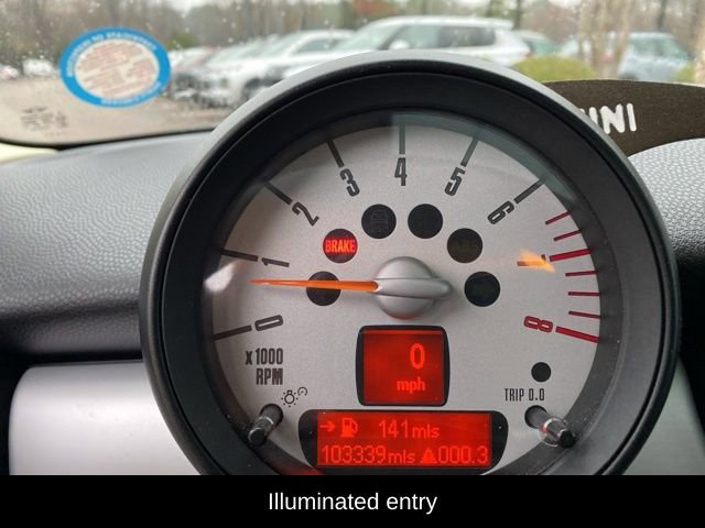 Used 2011 MINI Cooper Clubman Base image 10