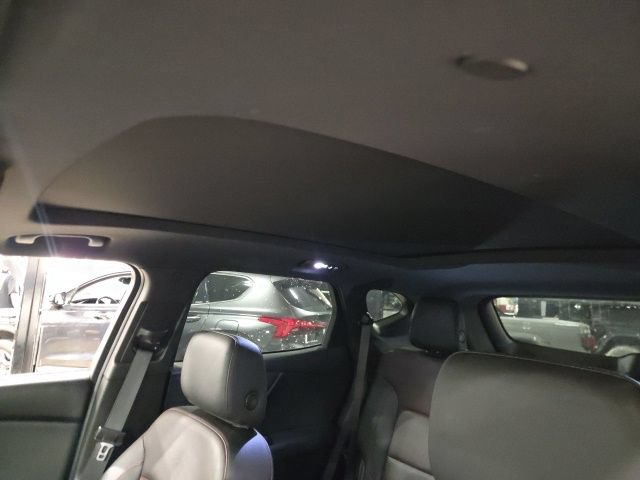 Used 2019 Chevrolet Blazer RS w/ Sun and Wheels Package AWD/4WD image 14