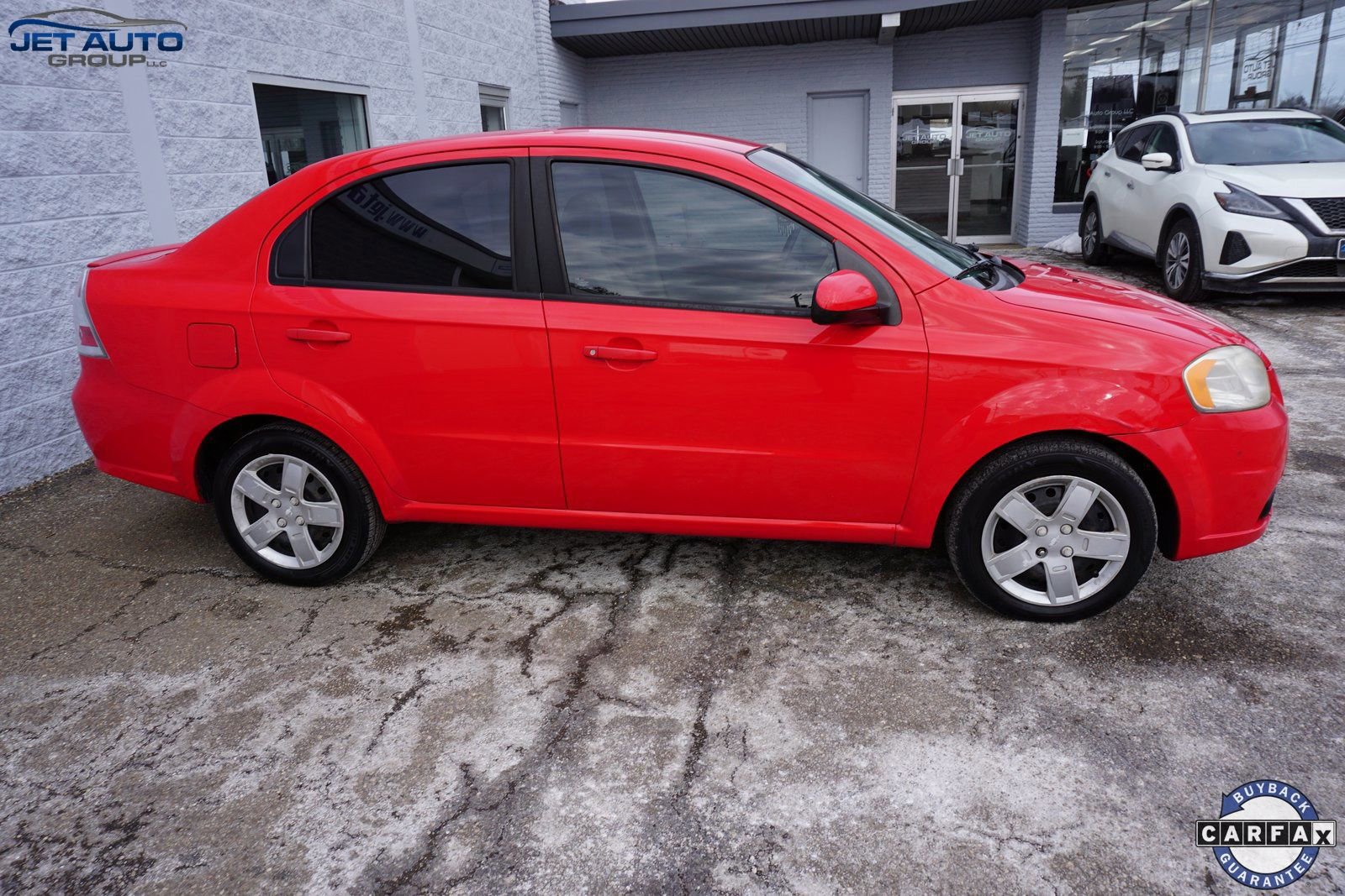 Used 2011 Chevrolet Aveo LT image 6