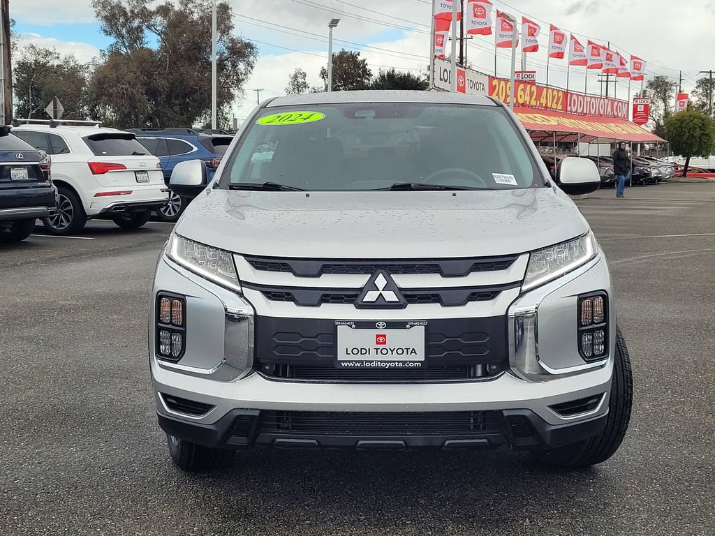 Used 2024 Mitsubishi Outlander Sport ES AWD/4WD image 2