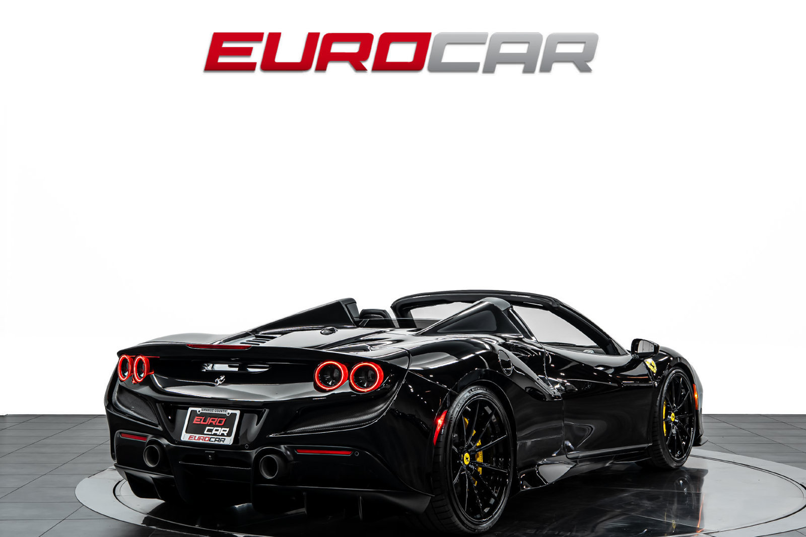 Used 2022 Ferrari F8 Tributo RWD image 6