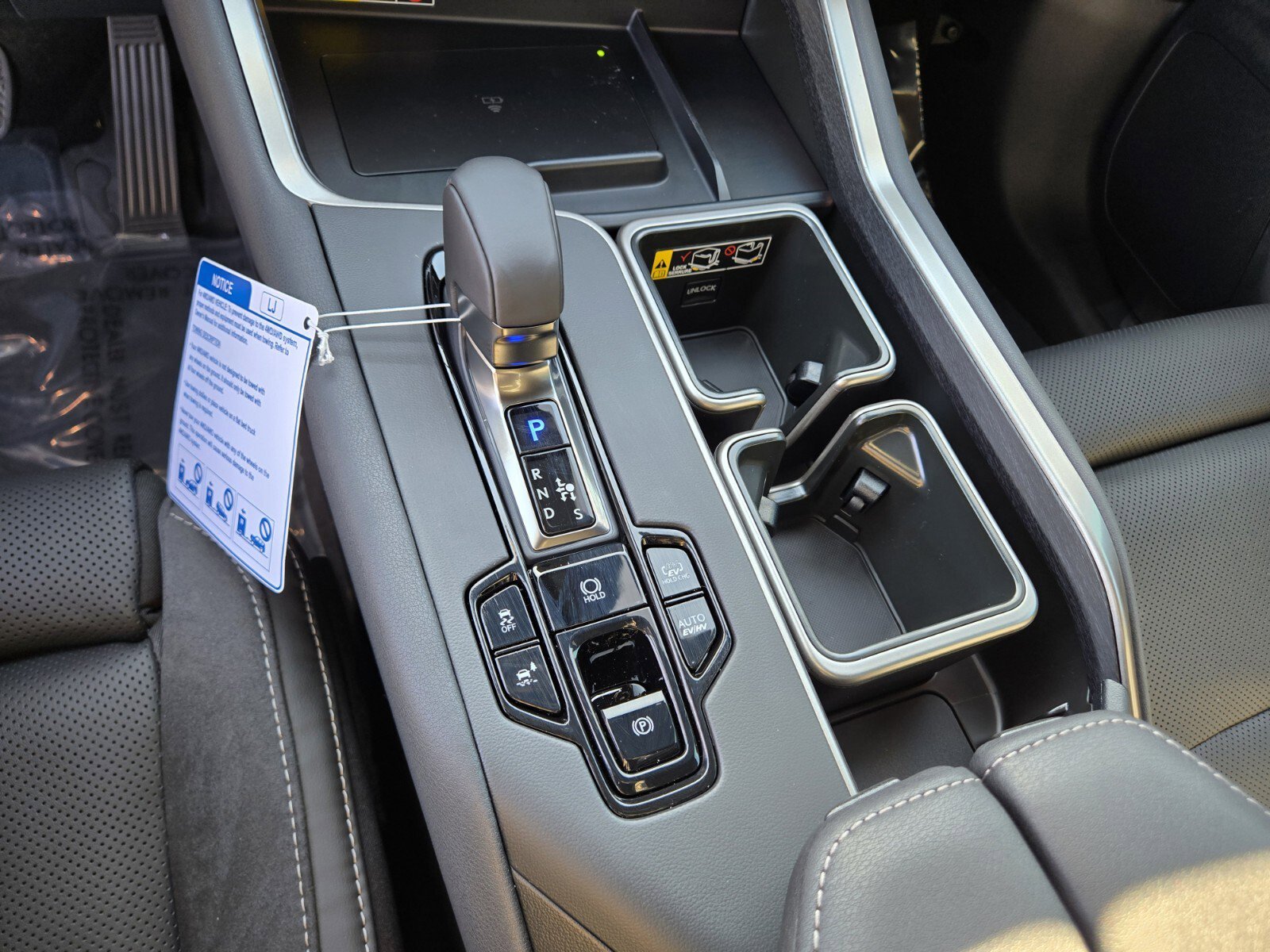 New 2026 Lexus TX 550h AWD Plug-In Hybrid image 13