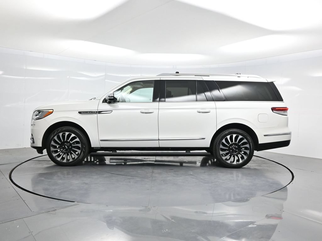 Used 2023 Lincoln Navigator L Black Label AWD/4WD image 55