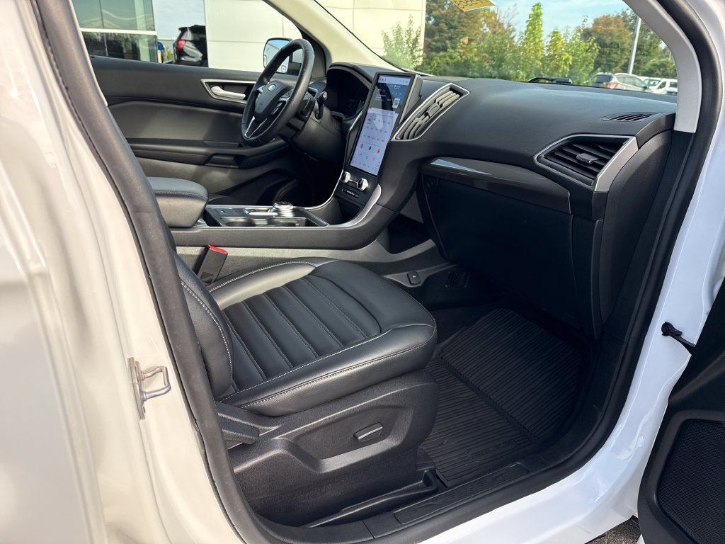 Used 2024 Ford Edge SEL w/ Convenience Package AWD/4WD image 36