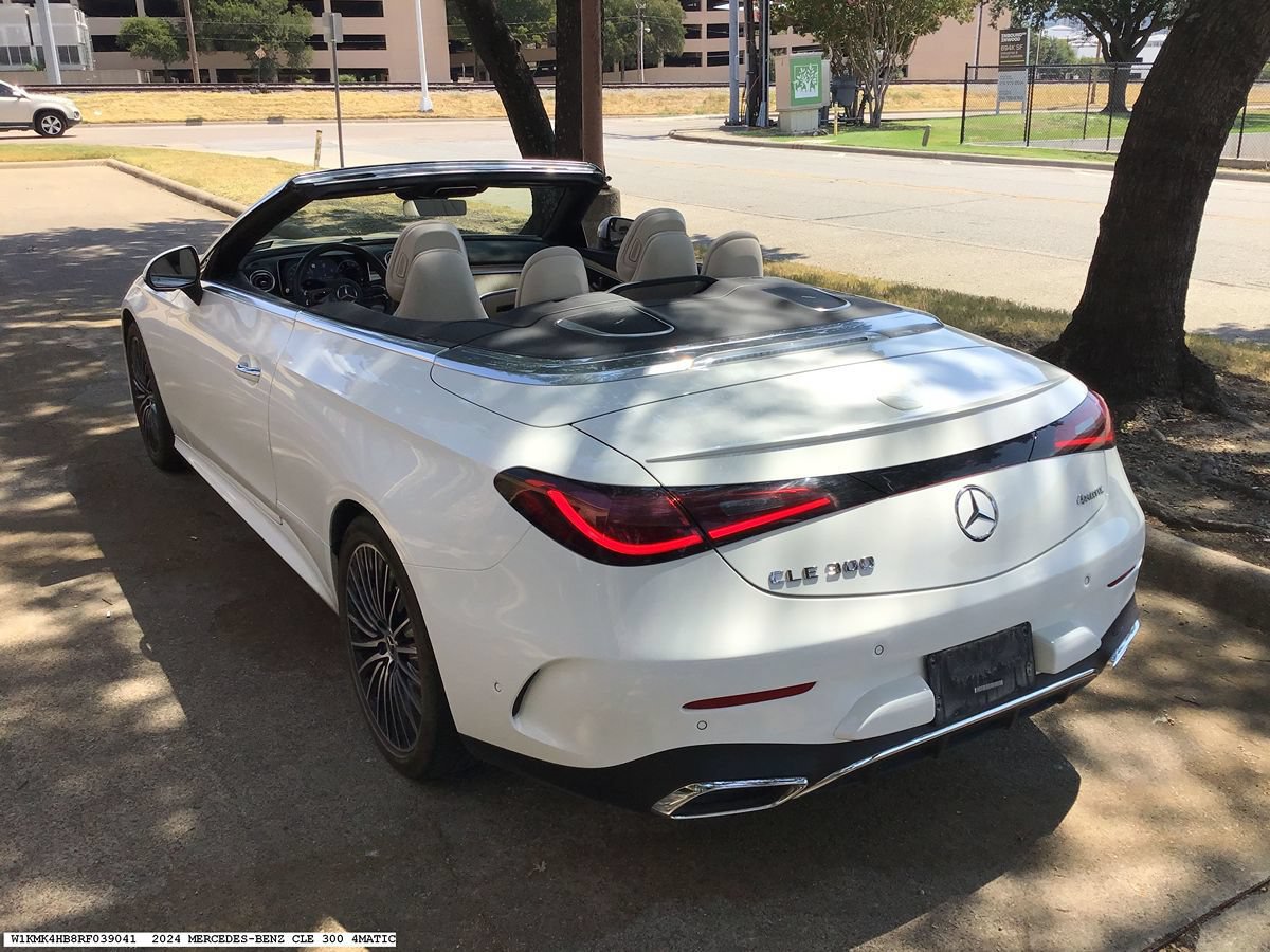 Used 2024 Mercedes-Benz CLE 300 4MATIC Cabriolet image 4
