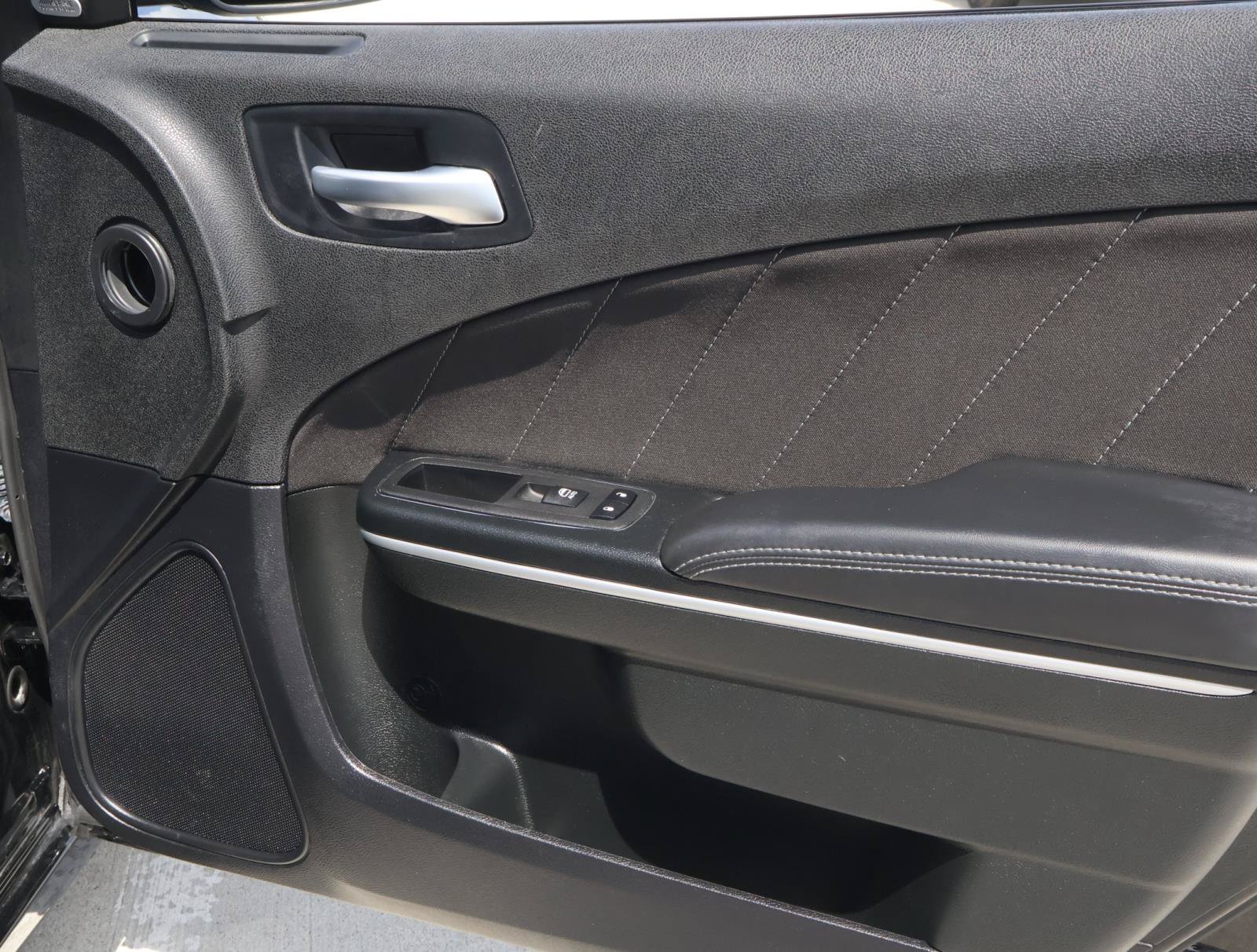 Used 2023 Dodge Charger SXT RWD image 13