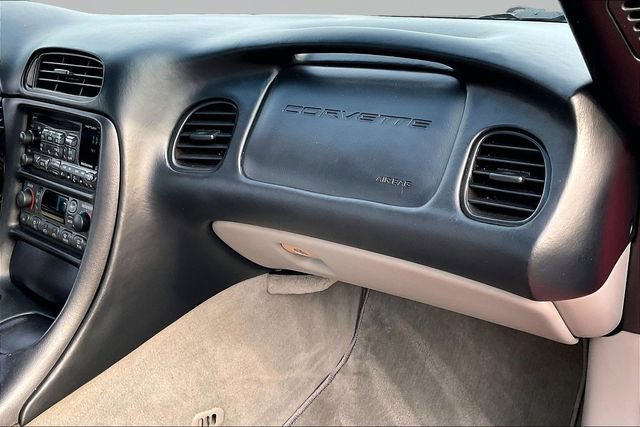 Used 1997 Chevrolet Corvette Coupe w/ Memory Pkg RWD image 16