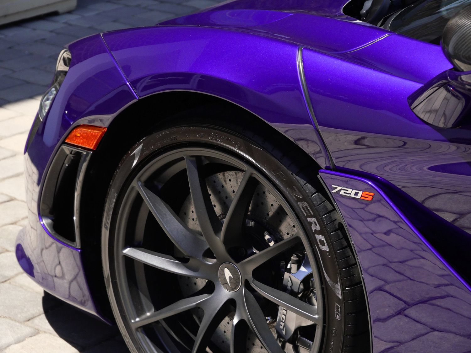 Used 2020 McLaren 720S RWD image 15