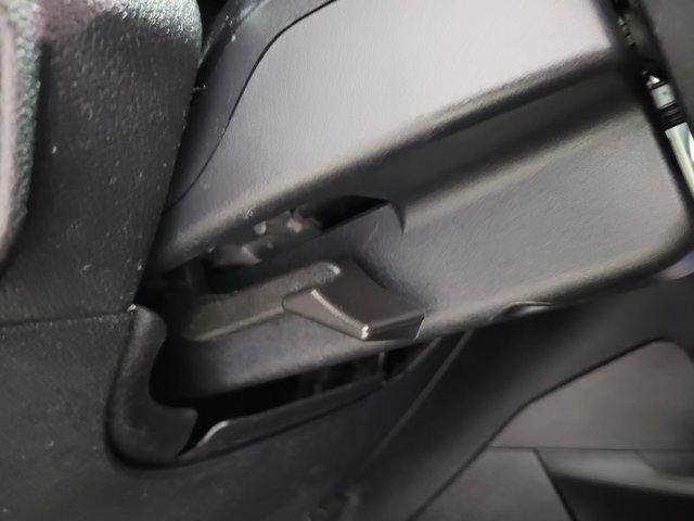 Used 2021 Ford Explorer XLT image 48