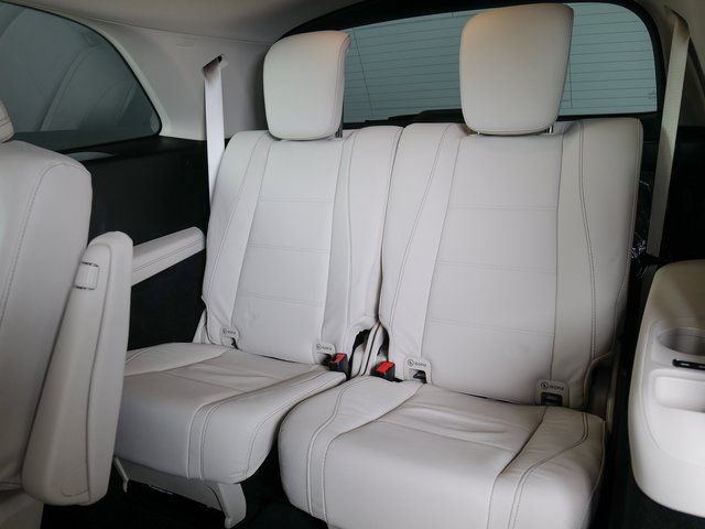Used 2024 Mercedes-Benz GLS 580 4MATIC image 21