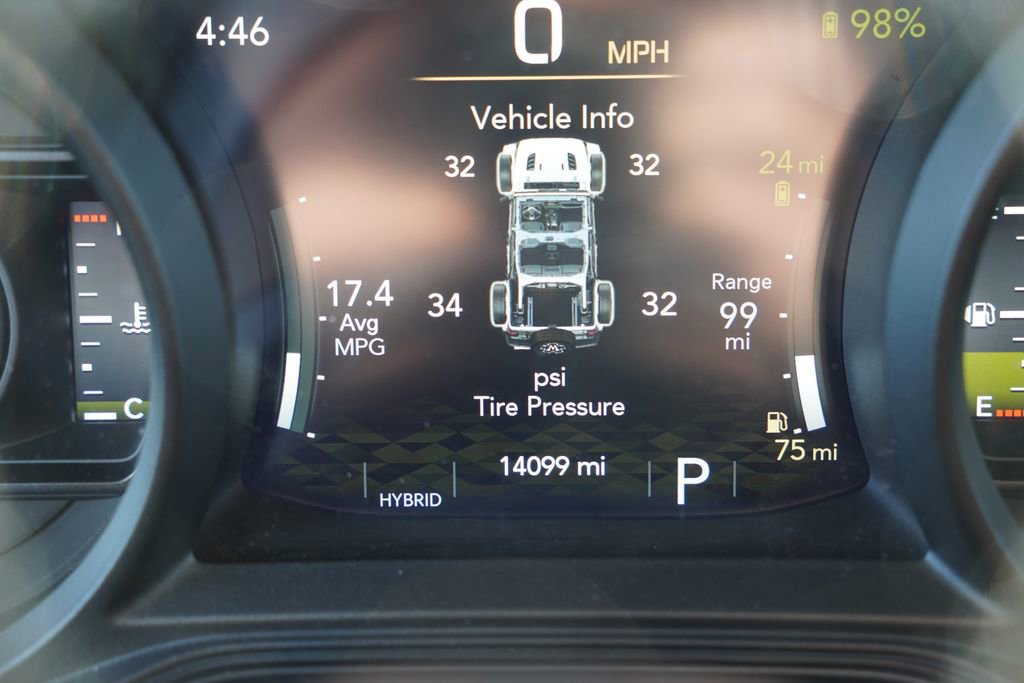 Certified 2025 Jeep Wrangler Unlimited Sahara w/ Safety Group image 30