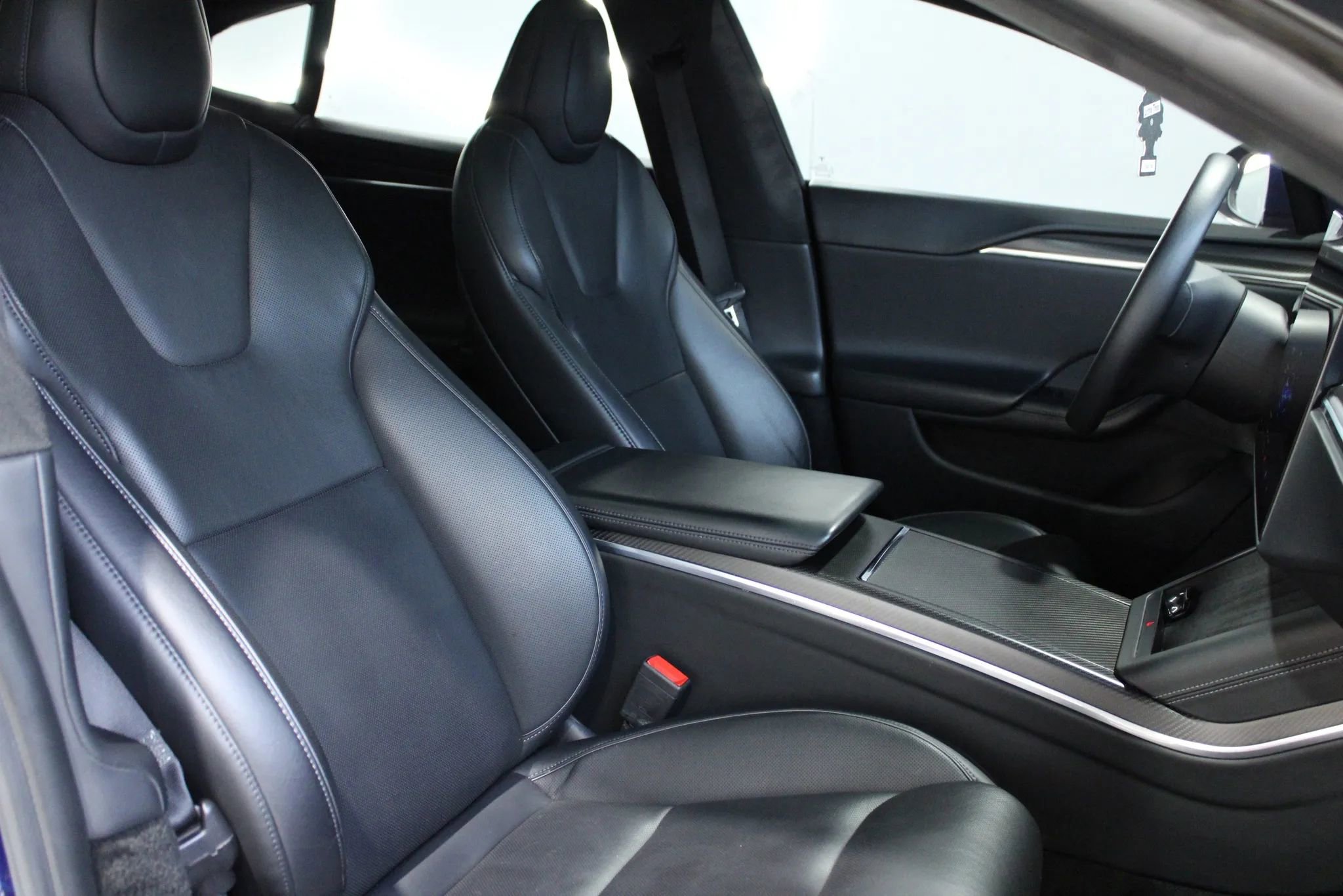 Used 2022 Tesla Model S Plaid image 13