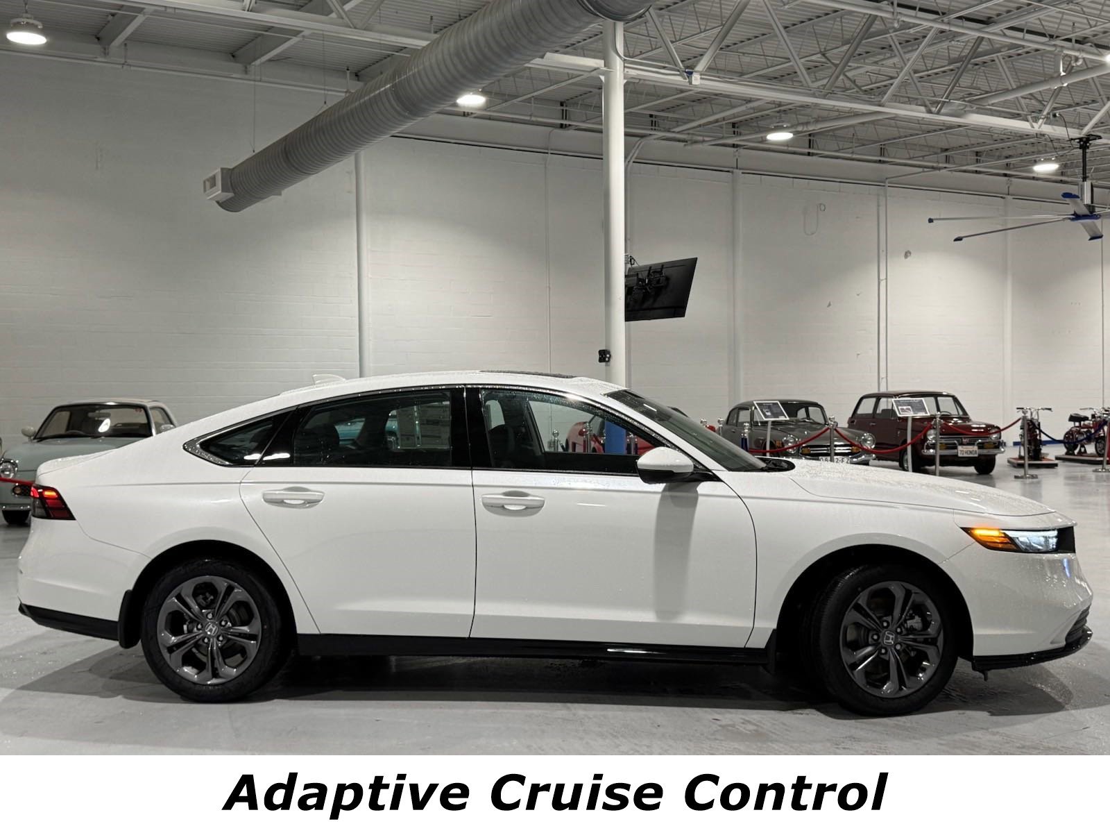 New 2025 Honda Accord EX-L image 2