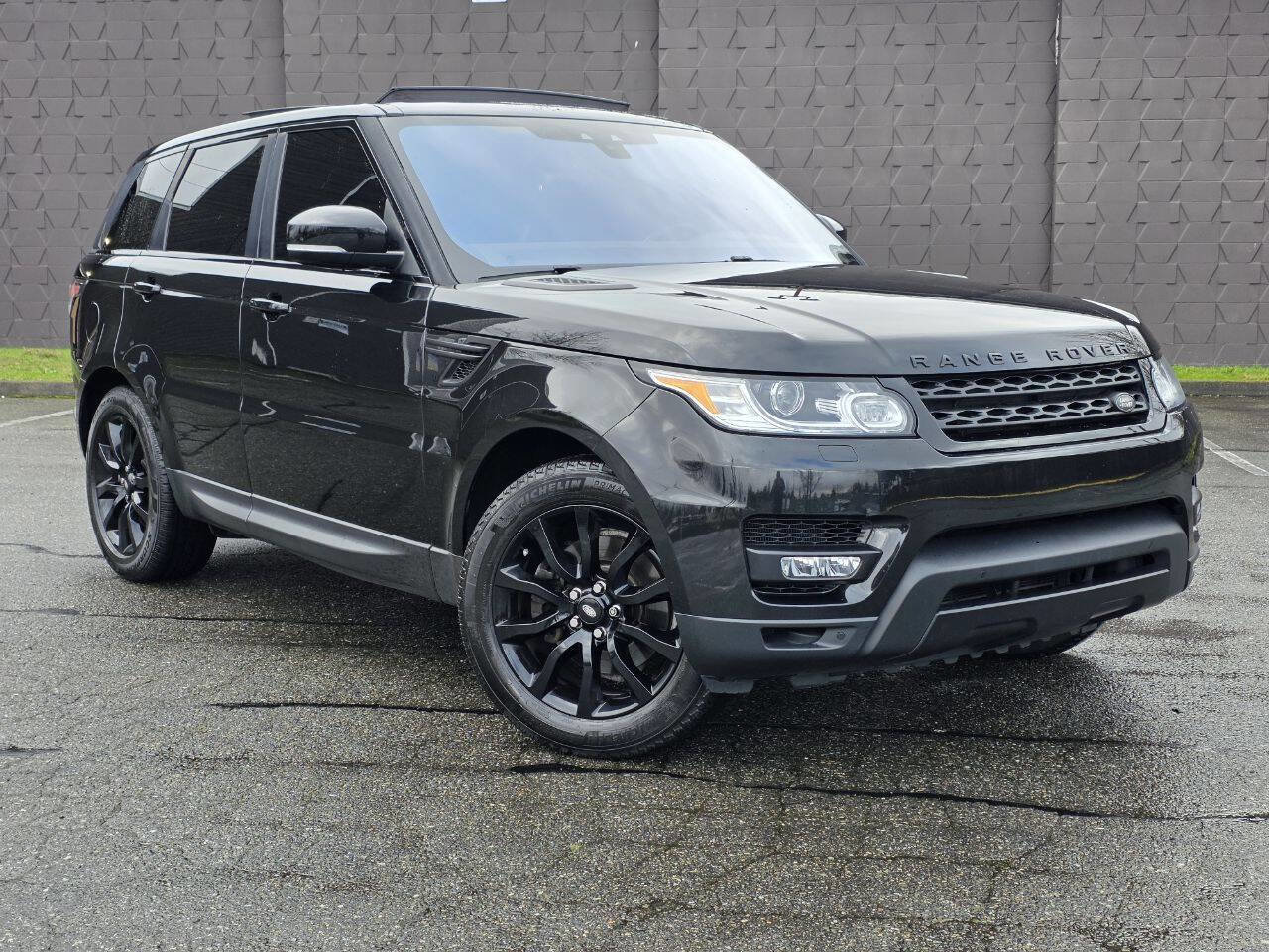 Used 2017 Land Rover Range Rover Sport HSE AWD/4WD image 3