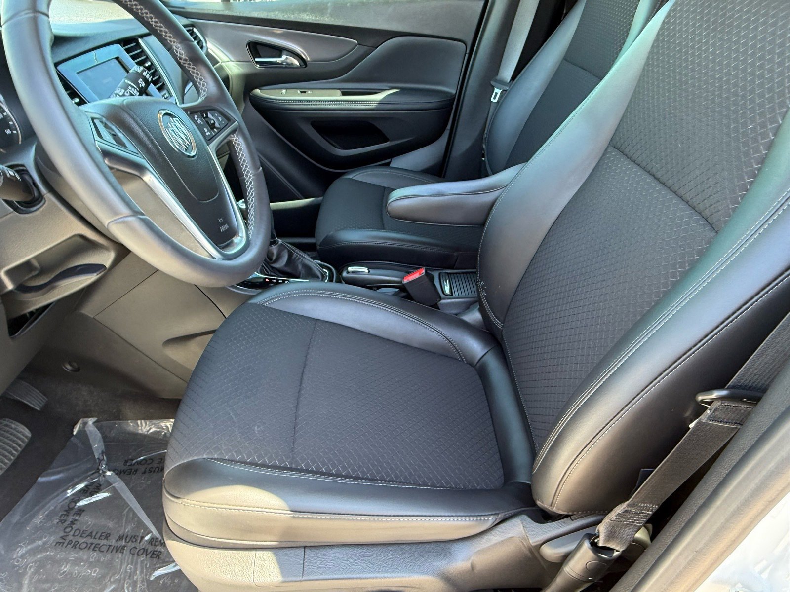 Used 2022 Buick Encore Preferred w/ Safety Package image 15