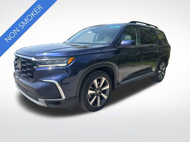 Certified 2023 Honda Pilot Touring image 9