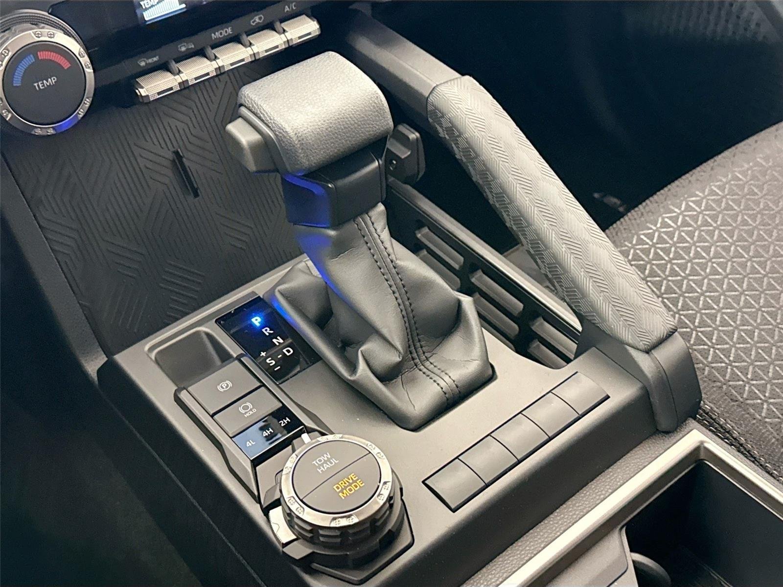 New 2026 Toyota 4Runner SR5 AWD/4WD image 27