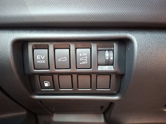 Used 2025 Subaru Forester Limited AWD/4WD image 23