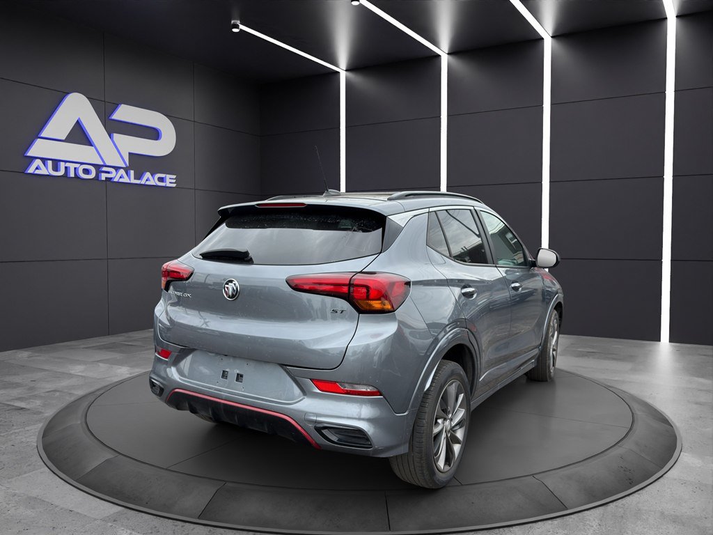Used 2020 Buick Encore GX Preferred w/ Sport Touring Package FWD image 3