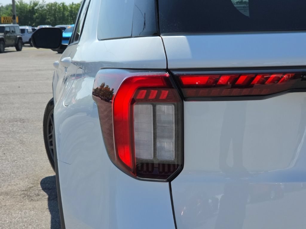 New 2026 Ford Explorer ST w/ Sun And Sound Package AWD/4WD image 12