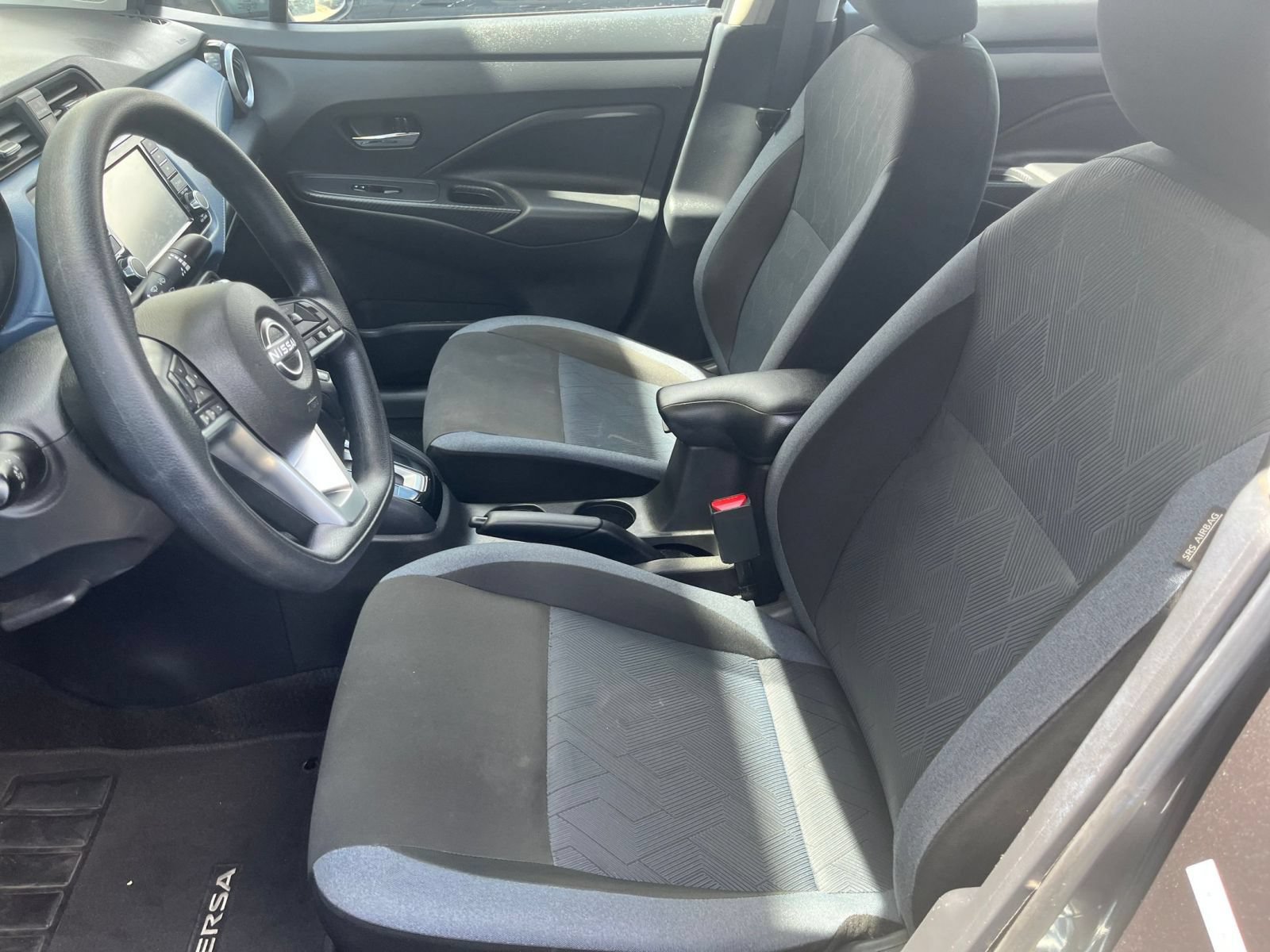 Used 2025 Nissan Versa SV FWD image 24