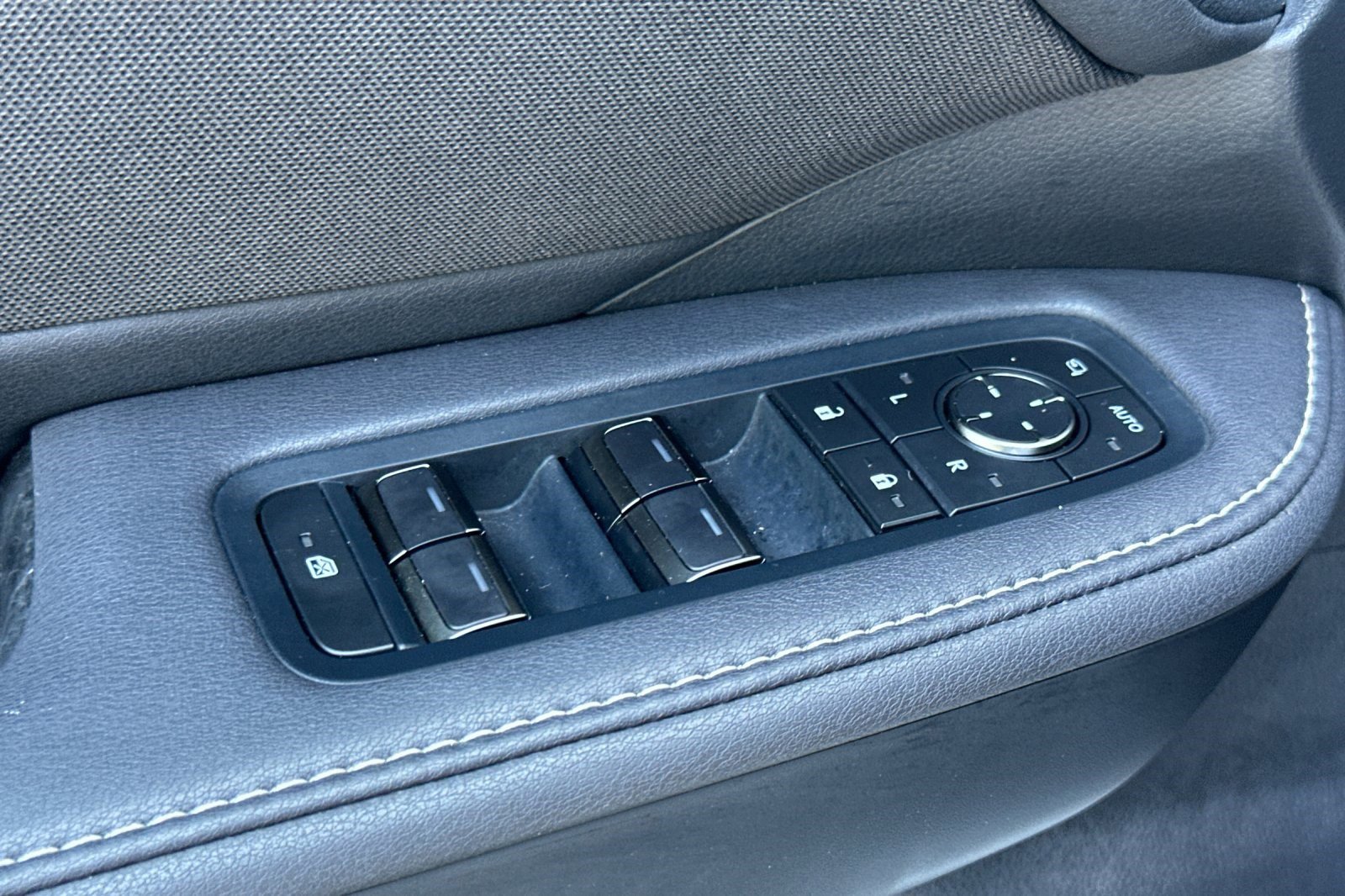 Certified 2025 Lexus TX 500h AWD w/ Technology Package image 13