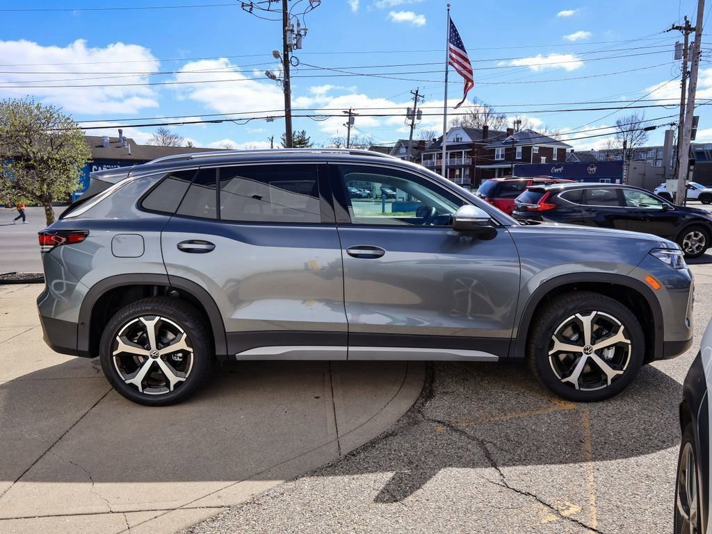 New 2026 Volkswagen Tiguan SE AWD/4WD image 6