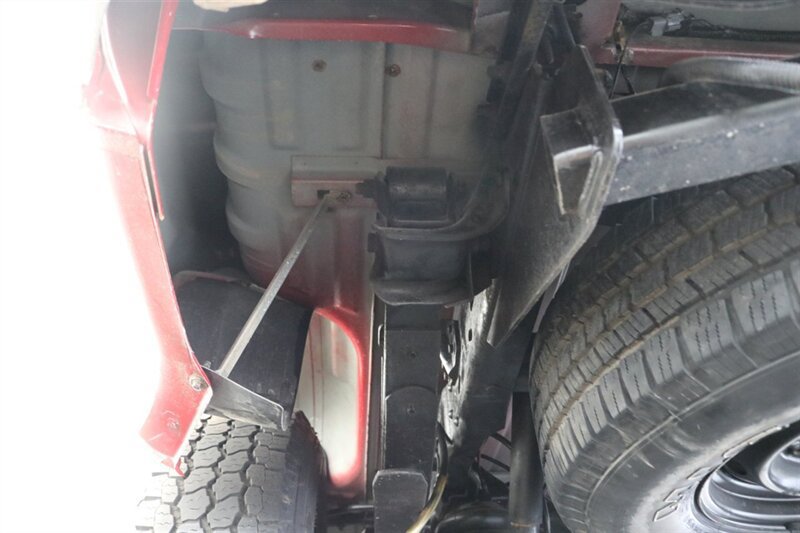 Used 1999 Ford F250 XLT AWD/4WD image 28