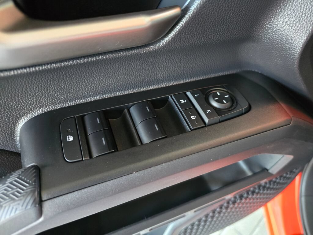 Used 2024 Toyota Tacoma TRD Off-Road AWD/4WD image 24