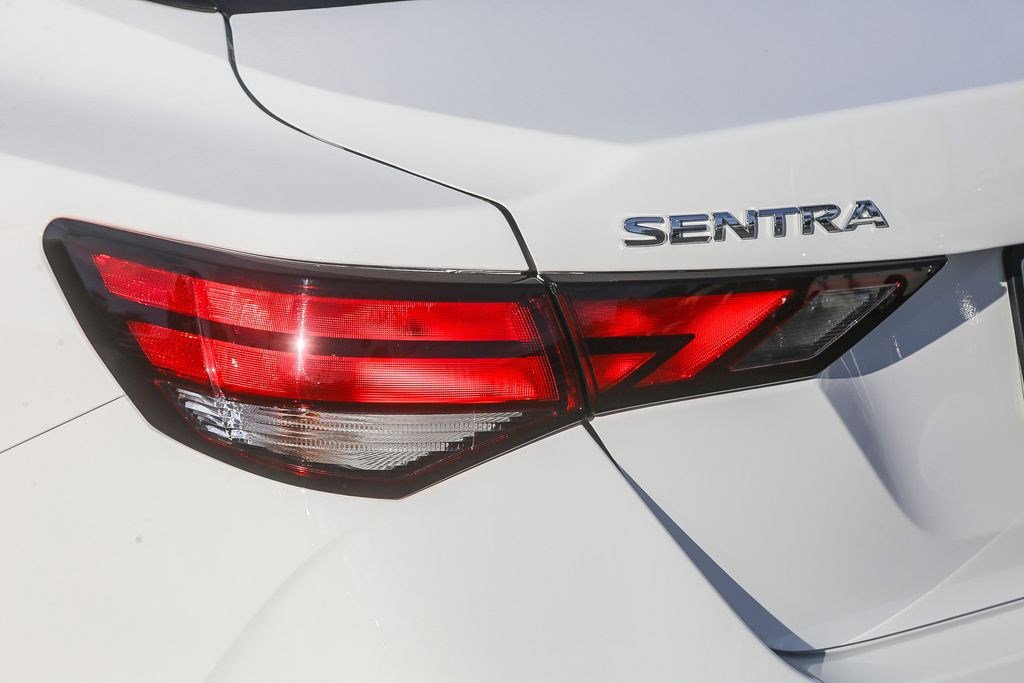 Certified 2025 Nissan Sentra S image 9