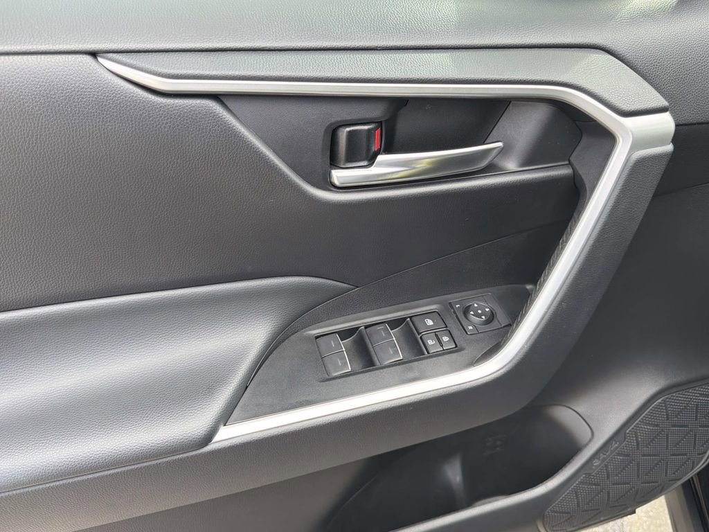 Used 2024 Toyota RAV4 XLE Premium FWD image 11