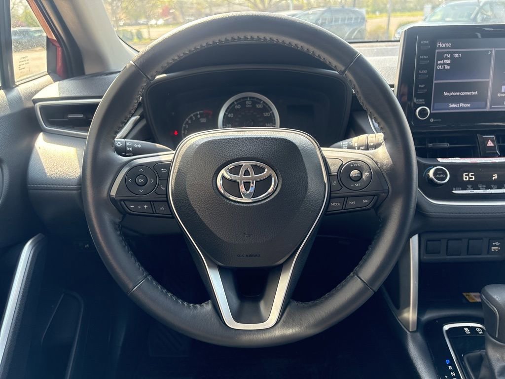 Used 2022 Toyota Corolla Cross LE FWD image 23