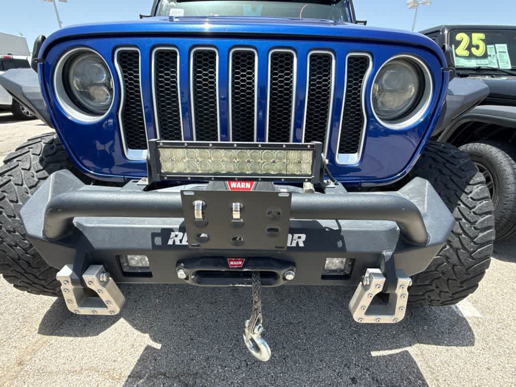 Used 2018 Jeep Wrangler Unlimited Sahara AWD/4WD image 16