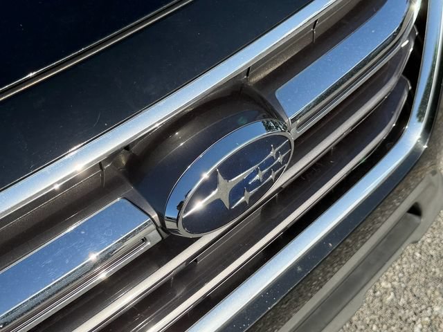 Used 2018 Subaru Outback 3.6R Touring AWD/4WD image 13