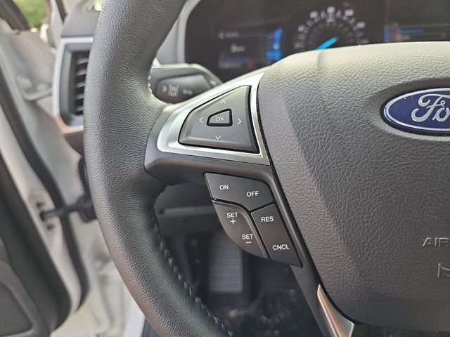Certified 2024 Ford Edge SEL w/ Convenience Package AWD/4WD image 15
