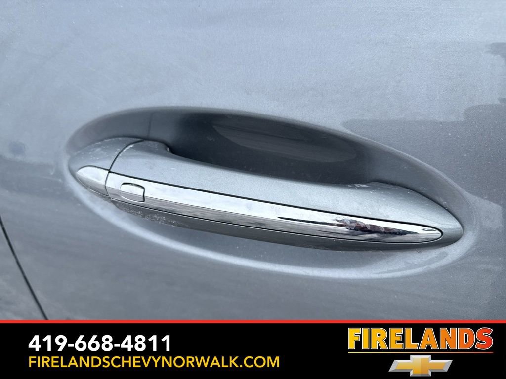 Certified 2024 Buick Encore GX Avenir w/ Avenir Convenience Package image 25