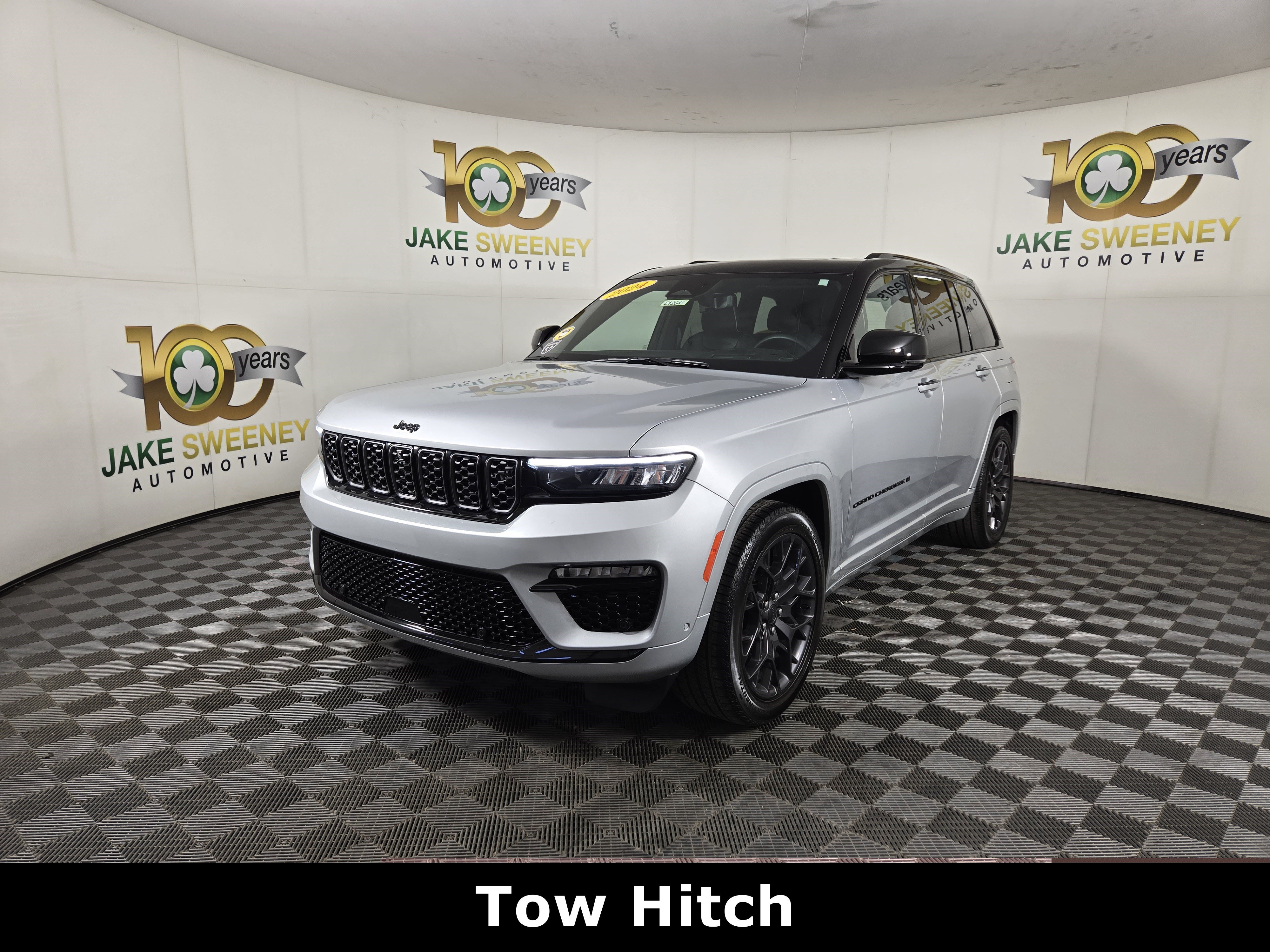 Certified 2024 Jeep Grand Cherokee Summit AWD/4WD image 4