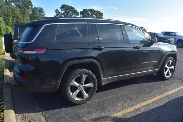 Used 2022 Jeep Grand Cherokee L Limited AWD/4WD image 4