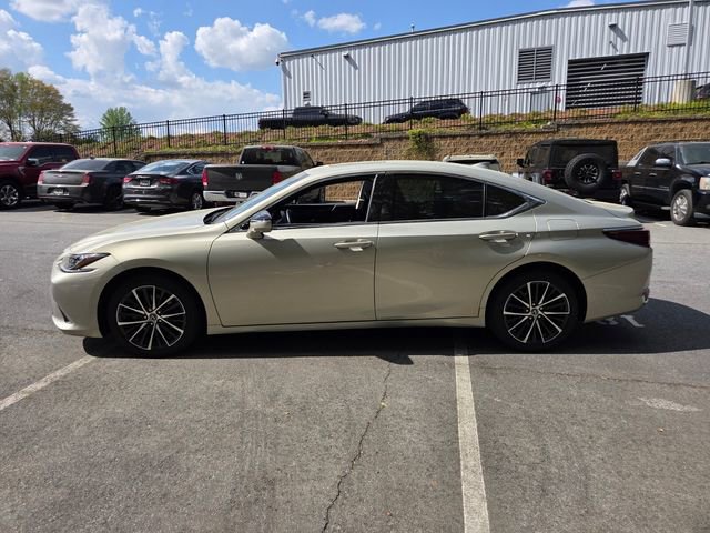 Used 2024 Lexus ES 250 w/ Premium Package image 4