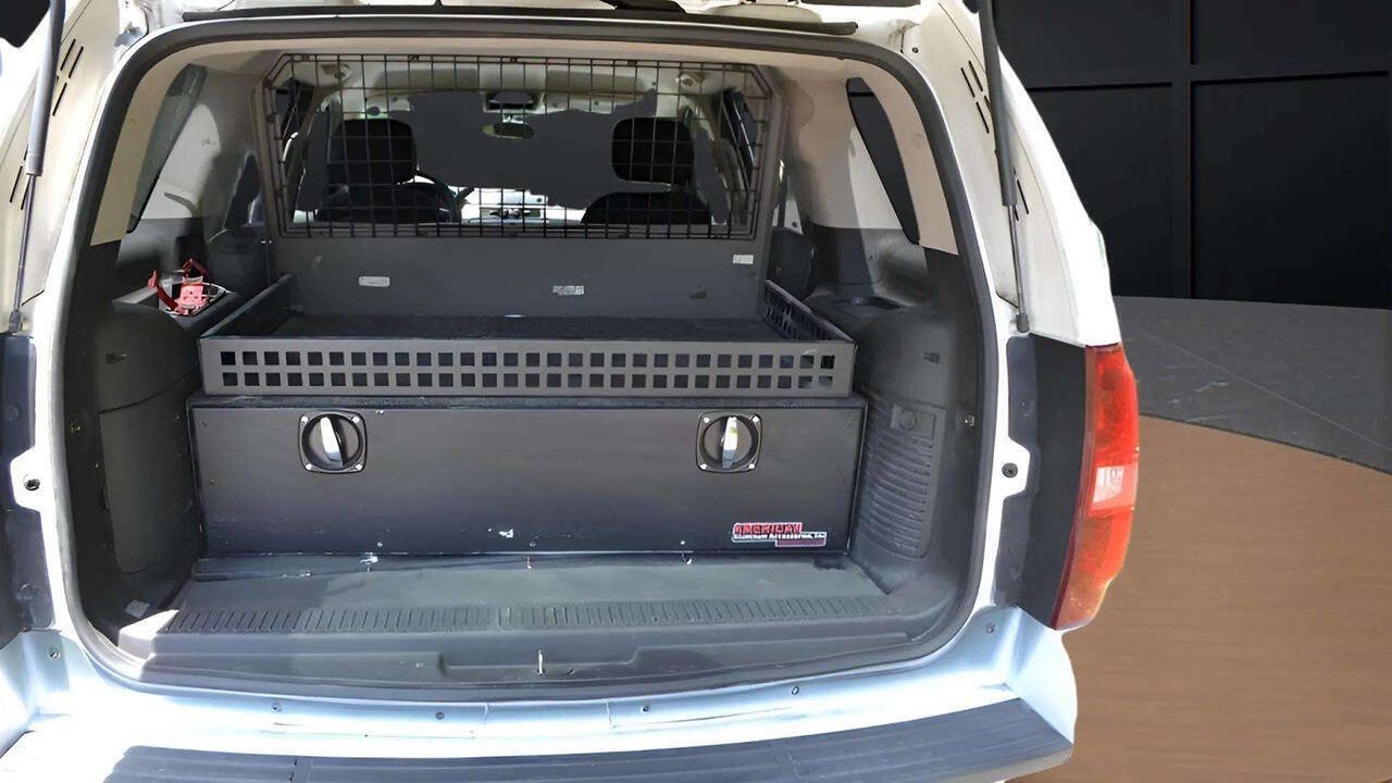 Used 2010 Chevrolet Tahoe LS w/ Interior Plus Package image 15