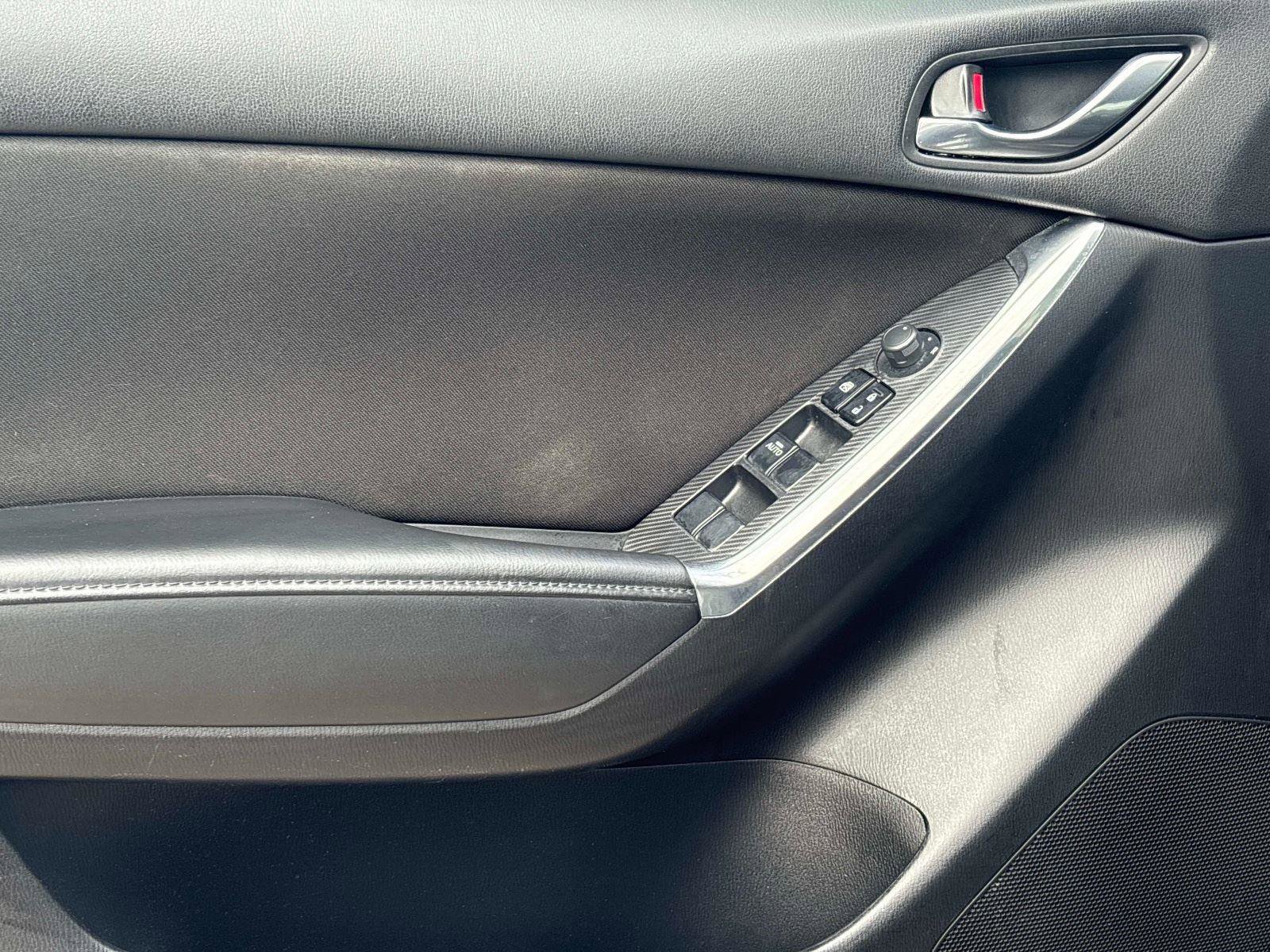 Used 2016 MAZDA CX-5 Touring image 15