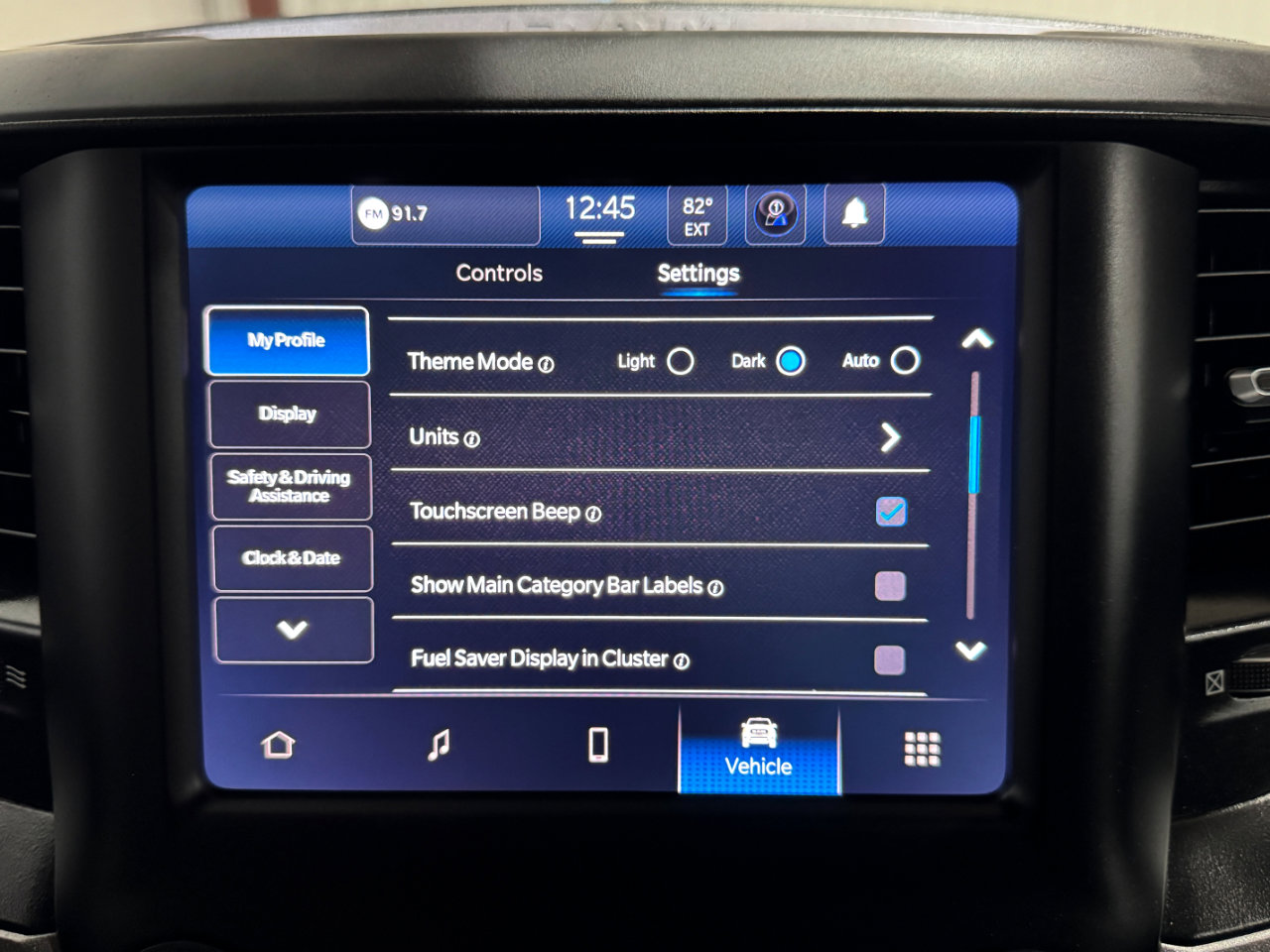 Used 2024 RAM 2500 Tradesman w/ Chrome Appearance Group image 37