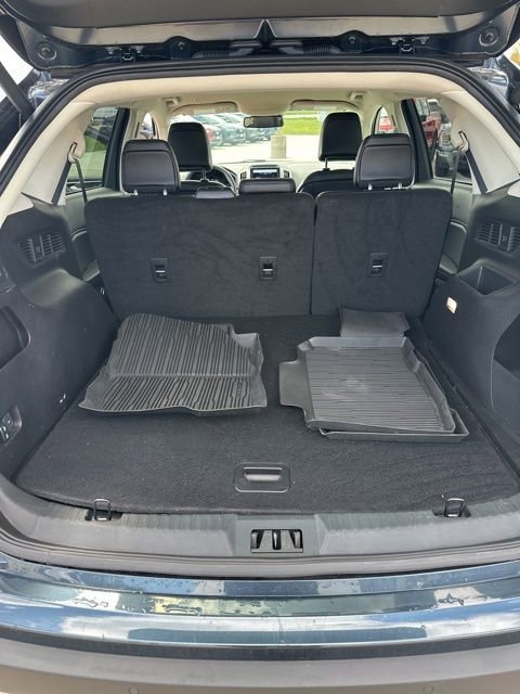 Used 2024 Ford Edge SEL w/ Convenience Package AWD/4WD image 16