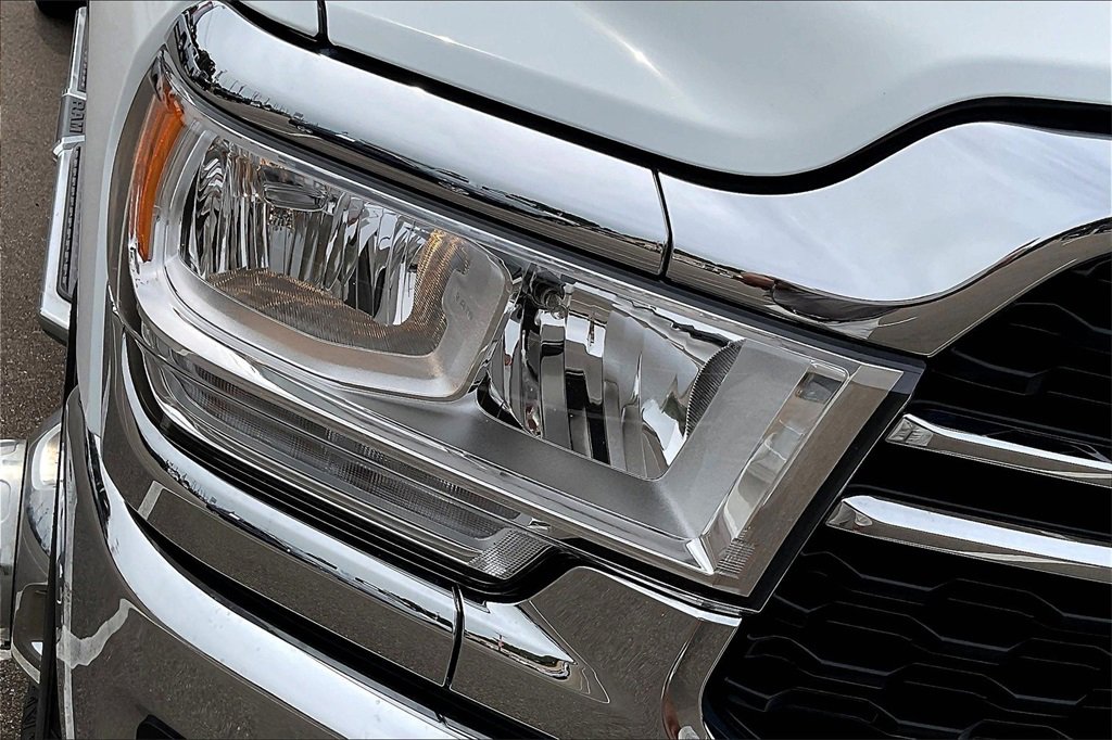 Used 2024 RAM 3500 Big Horn image 28