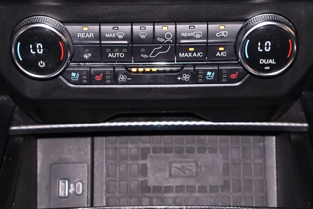 Certified 2020 Ford Expedition Limited w/ Equipment Group 303A AWD/4WD image 35