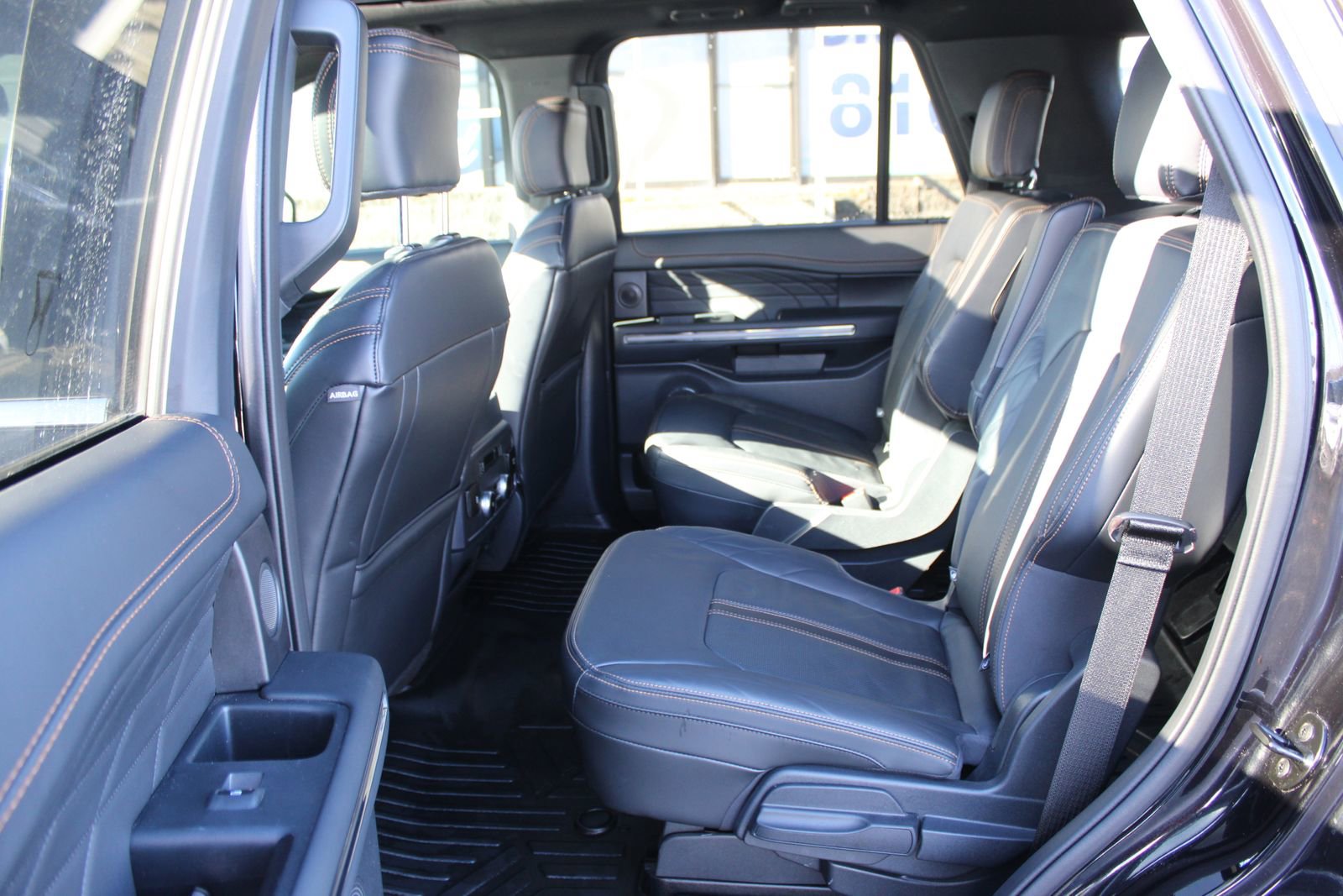 Used 2023 Ford Expedition Platinum image 22