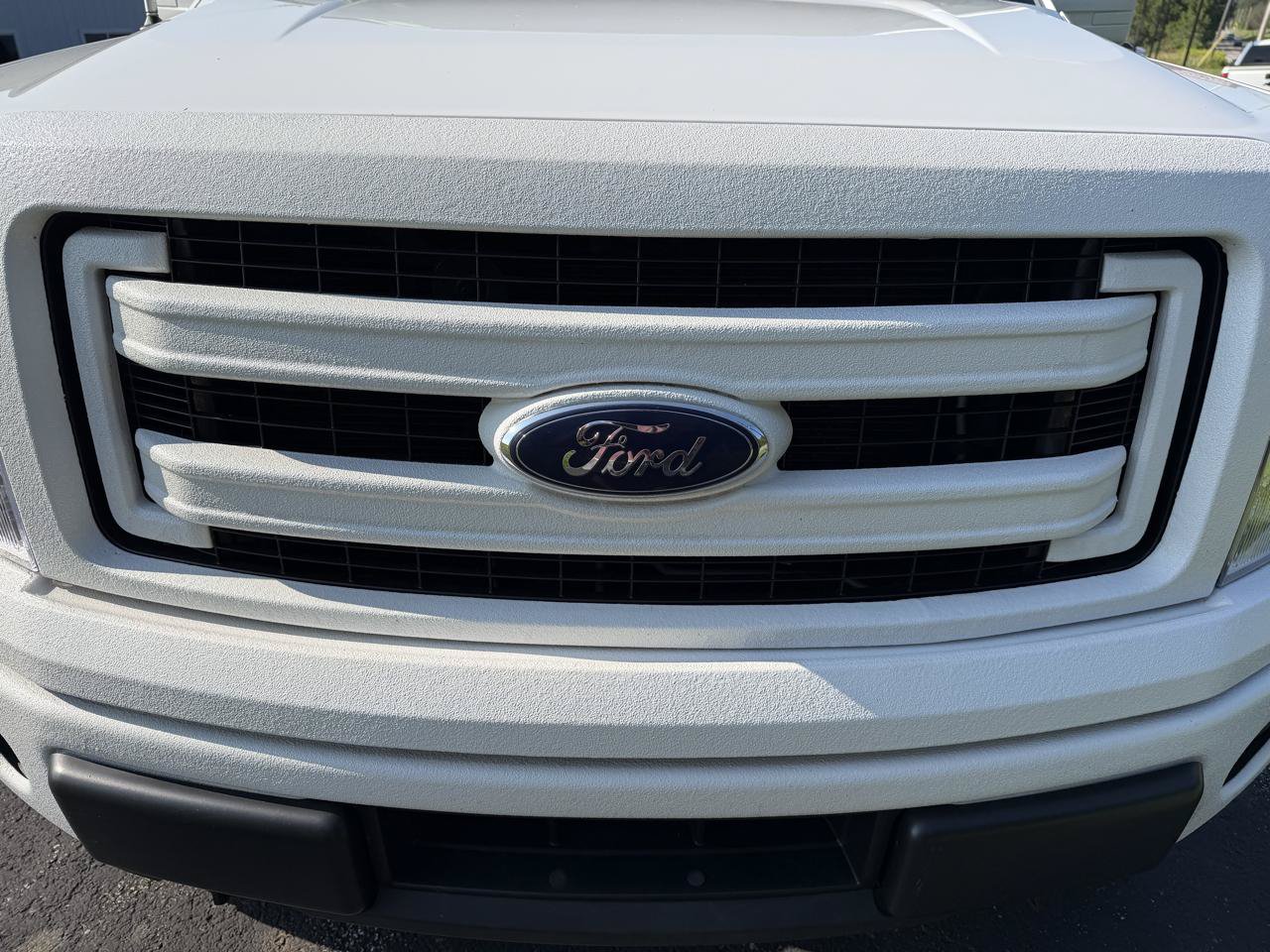 Used 2014 Ford F150 XLT AWD/4WD image 9