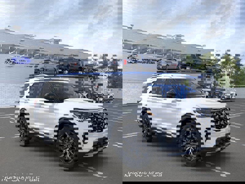 Used 2025 Ford Explorer Platinum w/ Ultimate Package image 29