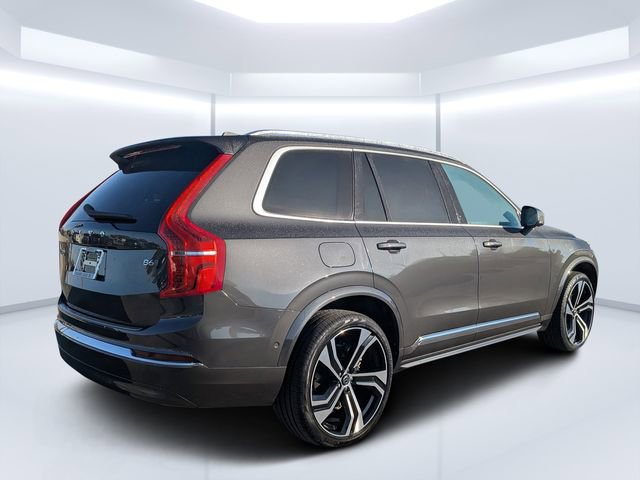 Used 2024 Volvo XC90 B6 Ultimate w/ Protection Package Premier image 3