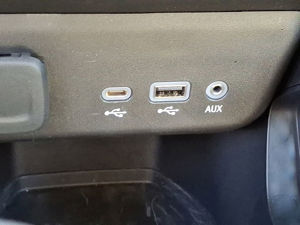 Used 2021 Chevrolet TrailBlazer LT w/ Convenience Package image 29